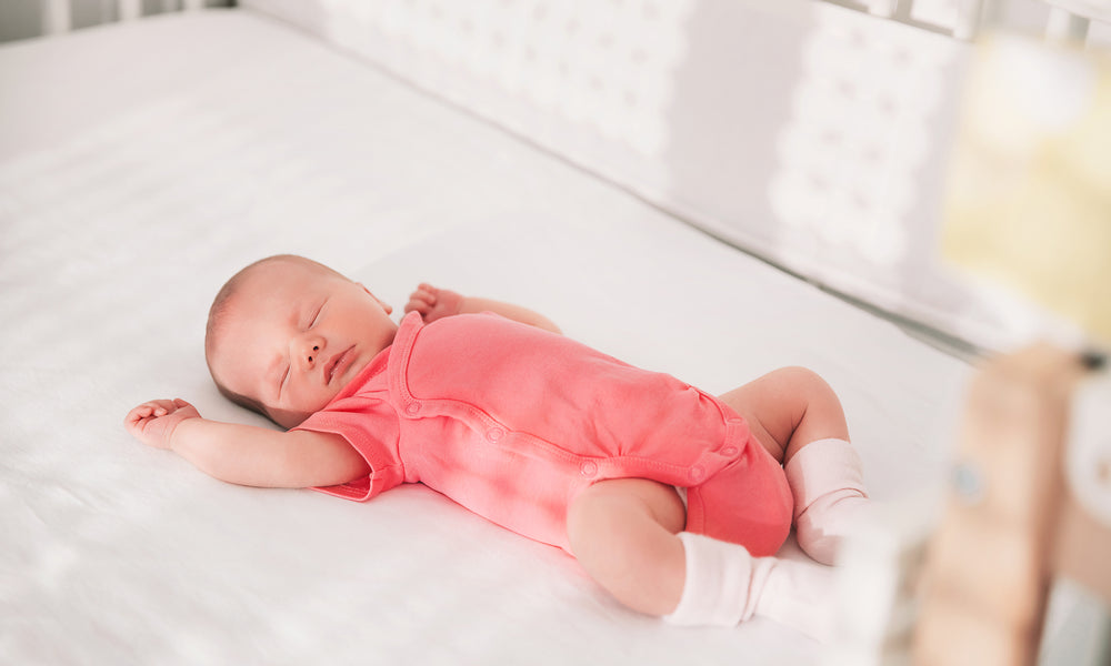 How to Dress Your Baby for Sleep in Summer